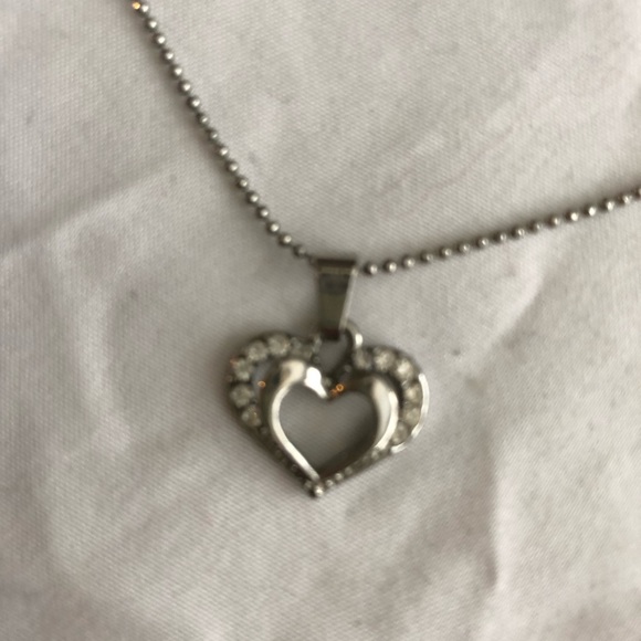 Jewelry - Elegant Silver Heart Pendant Necklace - costume jewelry